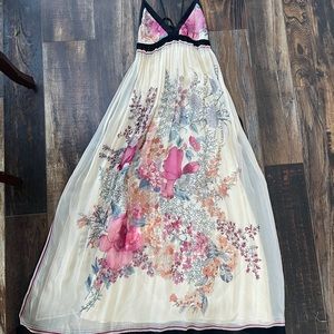 Foley Medium 100% silk dress